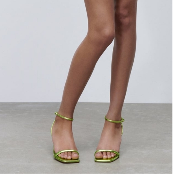 NWT Zara Retro Strappy Square Toe Metallic Lime Green Heeled Sandals - Picture 4 of 4